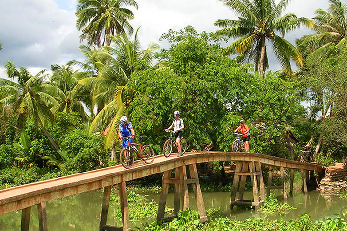 faire vélo Vietnam delta Mékong